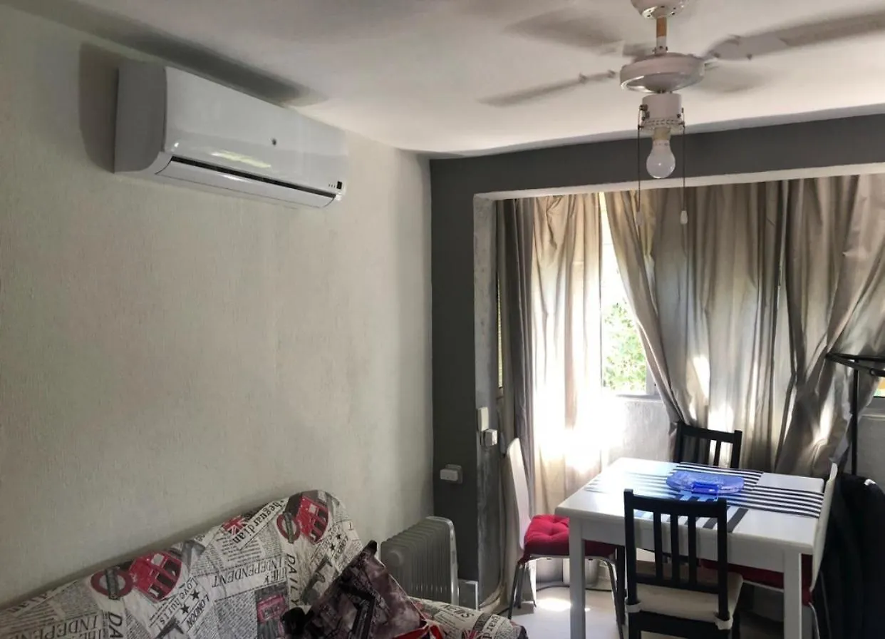 Apartment Apartamento 1 Dormitorio Y Salon Con Sofa Cama Bien Comunicado Con El Centro Seville