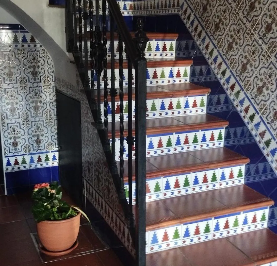 Apartamento 1 Dormitorio Y Salon Con Sofa Cama Bien Comunicado Con El Centro Seville 0*,  Spain