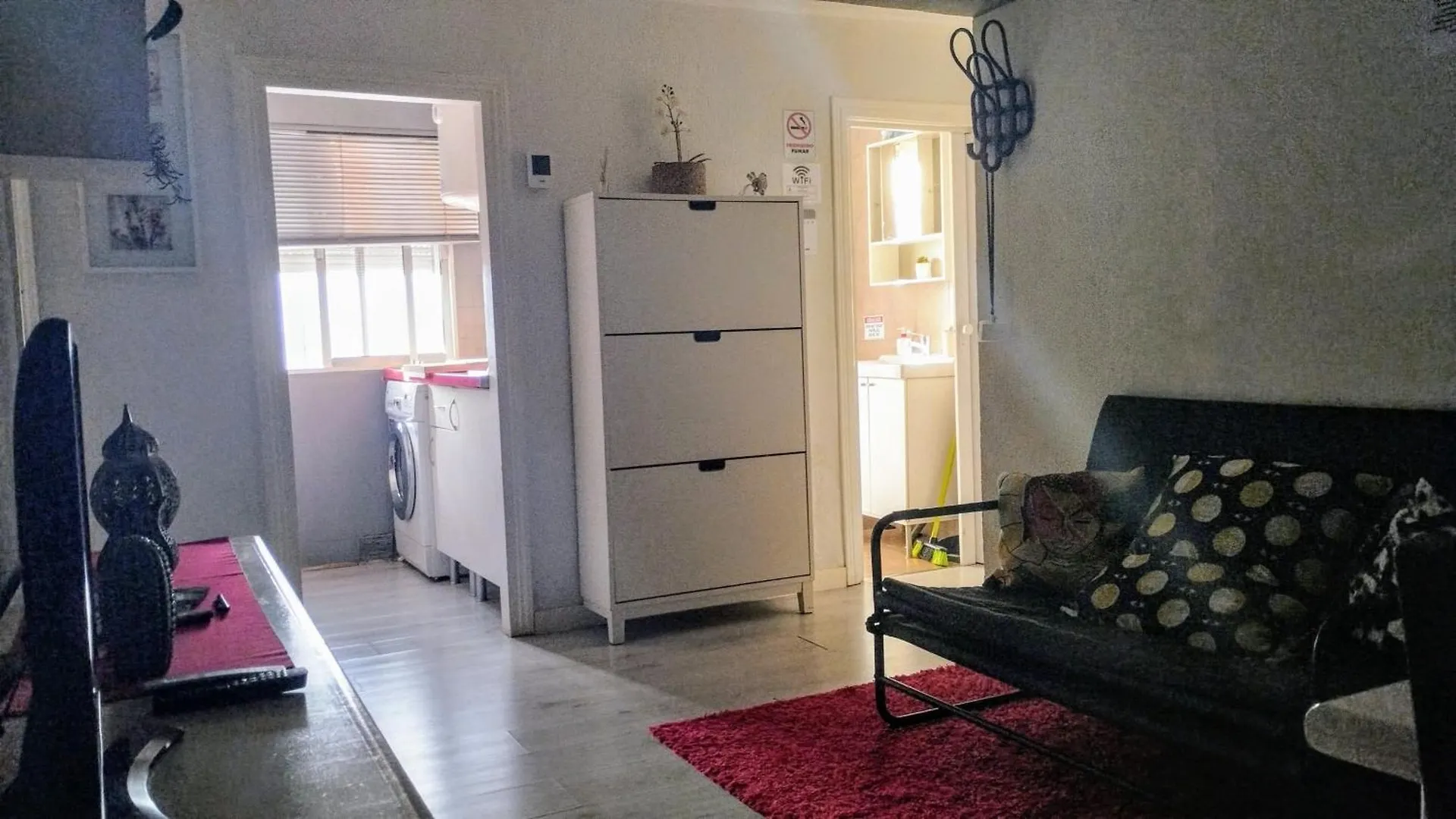 Apartment Apartamento 1 Dormitorio Y Salon Con Sofa Cama Bien Comunicado Con El Centro Seville Spain